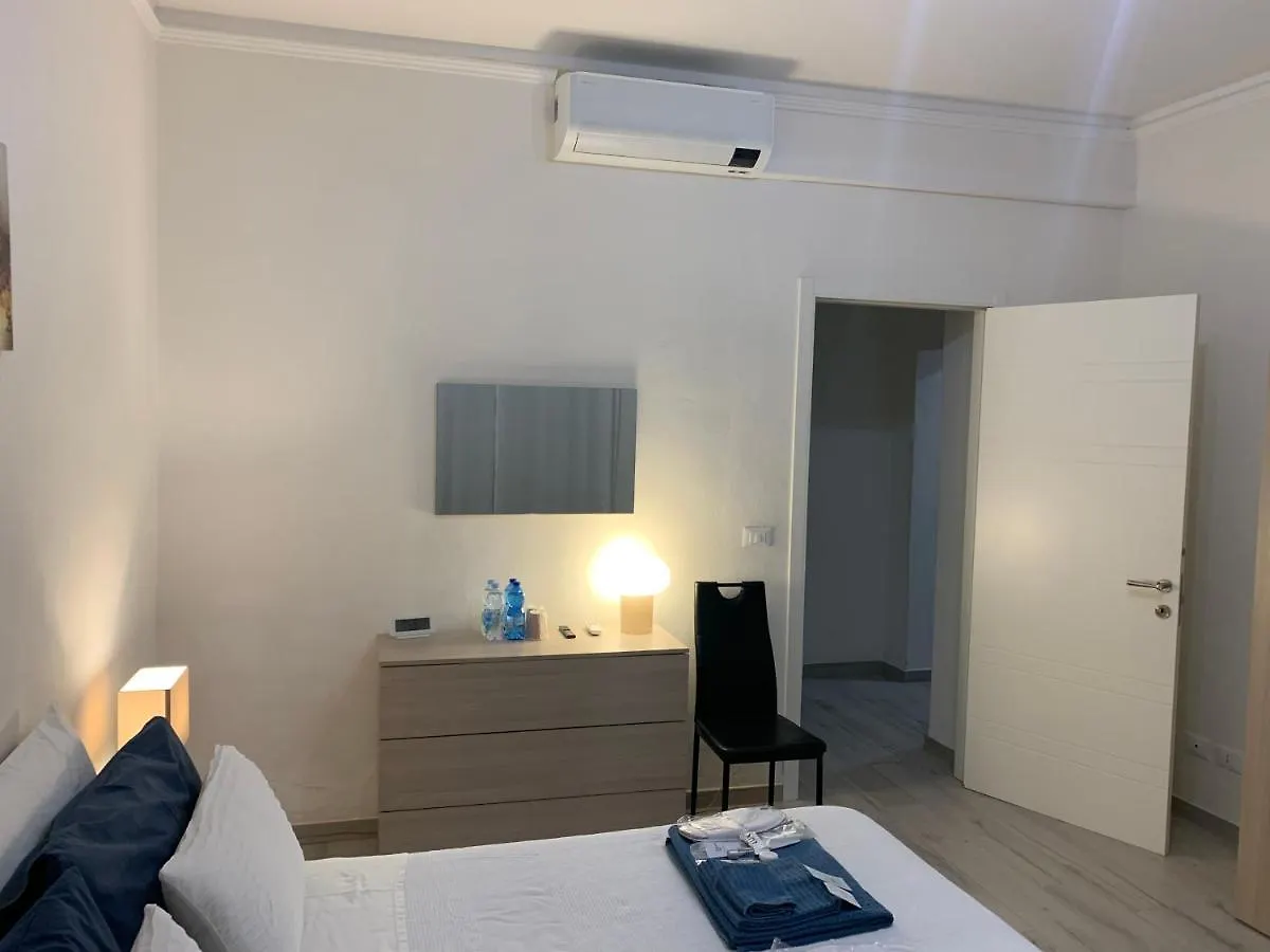 Apartment Pisa Train Station Guest House